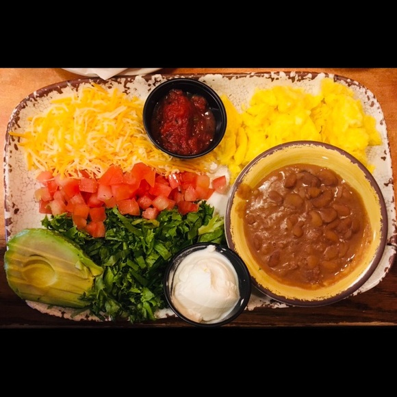 . ๐ธ Meet Mannie ๐ธ . - Picture 5 of 9